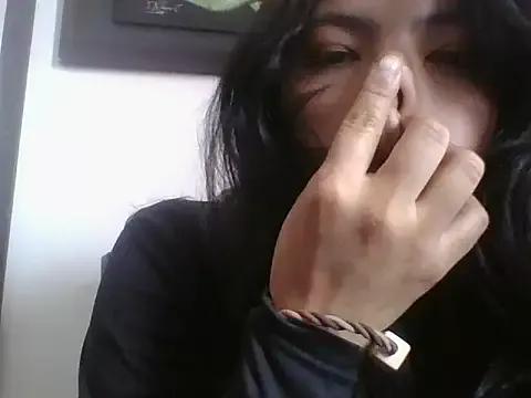 Asaray_T_ from StripChat