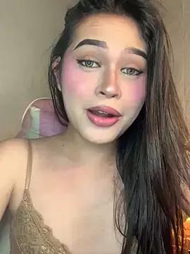 Explore our live girls sluts from our Custom and Multi clubs and checkout exclusive access to highly interactive content, such as shape, hair, titties, pussy type and many more.
