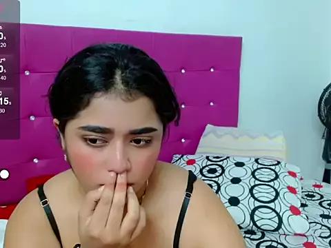 Explore our live girls sluts from our Custom and Multi clubs and checkout exclusive access to highly interactive content, such as shape, hair, titties, pussy type and many more.