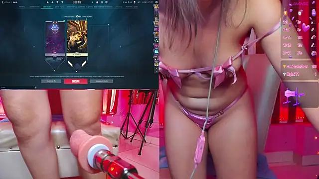Explore our live girls sluts from our Custom and Multi clubs and checkout exclusive access to highly interactive content, such as shape, hair, titties, pussy type and many more.