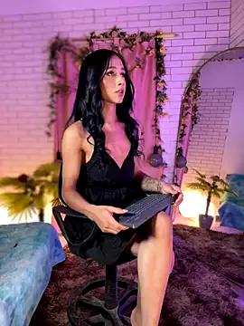 ashley_winhouse from StripChat is Freechat