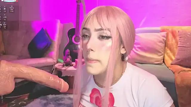 ashlynnlowe_ from StripChat is Freechat