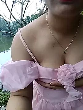 asian_2k from StripChat is Freechat