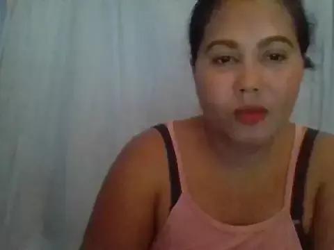asian_babez from StripChat is Freechat