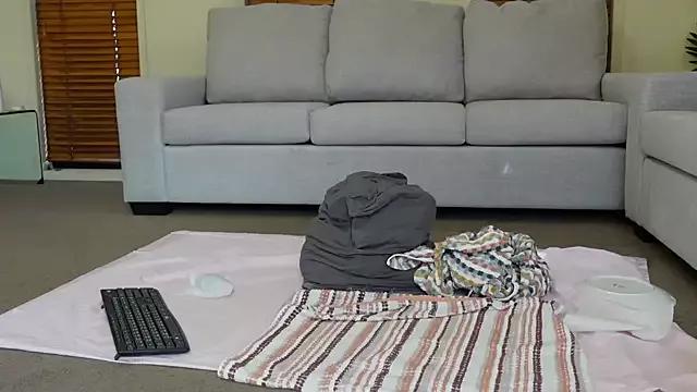 asian_pina from StripChat is Freechat