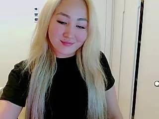 AsianQueens from StripChat