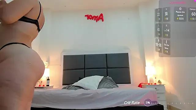 Explore our live girls sluts from our Custom and Multi clubs and checkout exclusive access to highly interactive content, such as shape, hair, titties, pussy type and many more.