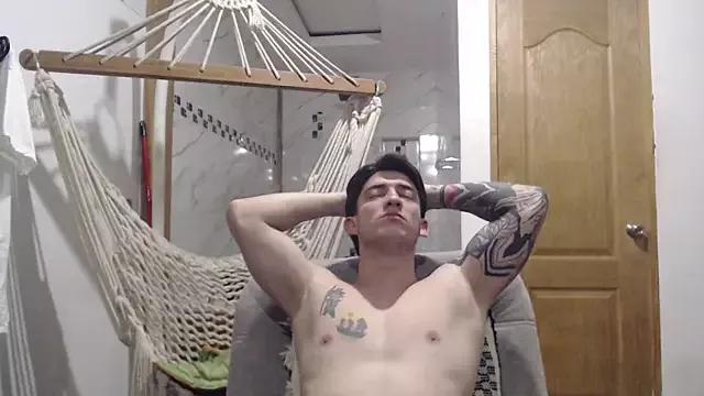 Photos of AteneoJr from StripChat is Freechat