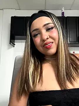 Aura_Kaiser webcams show profile image 