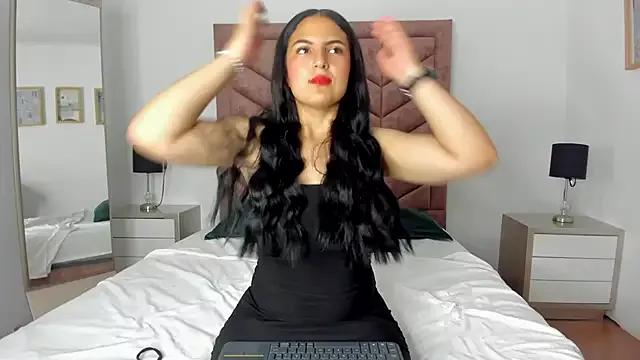 AuraSky_ from StripChat is Freechat