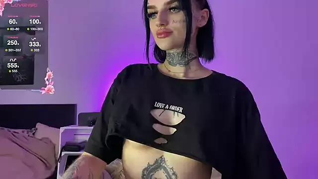 AuraVixxen from StripChat