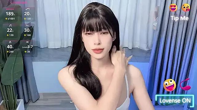 Aurora_99 from StripChat is Freechat