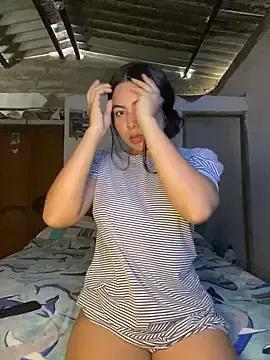 Aurora_Bell from StripChat is Freechat
