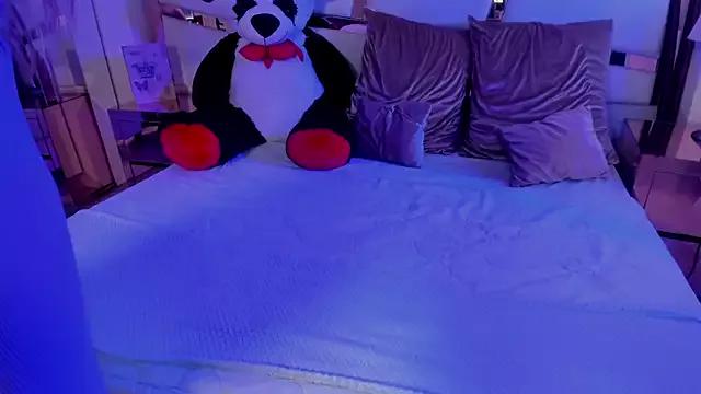 aurora_coldd from StripChat is Freechat