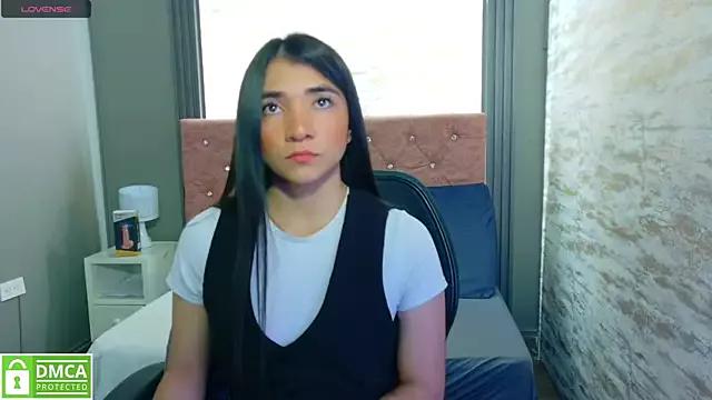 Aurora_jones11 from StripChat is Freechat