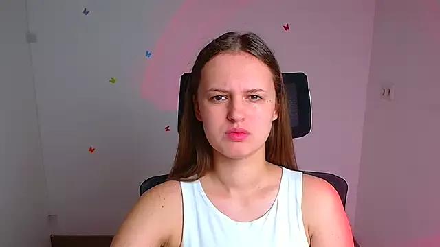 Aurora_White from StripChat is Freechat