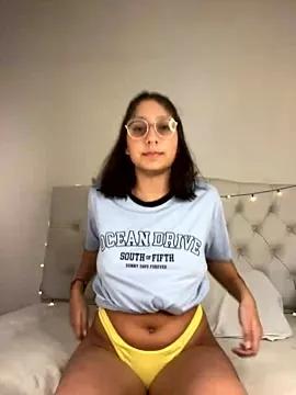Explore our live girls sluts from our Custom and Multi clubs and checkout exclusive access to highly interactive content, such as shape, hair, titties, pussy type and many more.