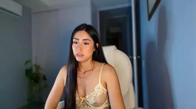 Explore our live girls sluts from our Custom and Multi clubs and checkout exclusive access to highly interactive content, such as shape, hair, titties, pussy type and many more.
