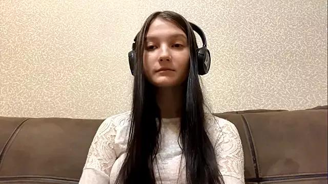 Explore our live girls sluts from our Custom and Multi clubs and checkout exclusive access to highly interactive content, such as shape, hair, titties, pussy type and many more.