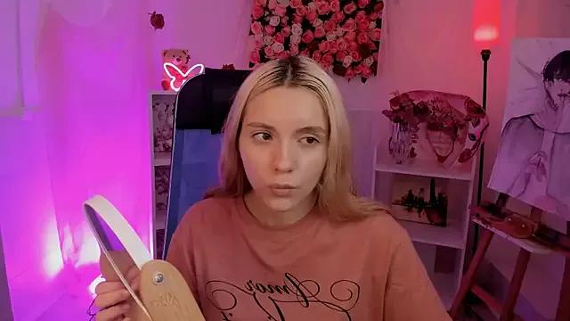 AuroraWrenfield from StripChat is Freechat