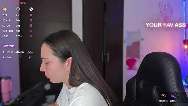 ava_blue from StripChat