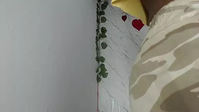 Avaleri_cherry webcams show profile image 