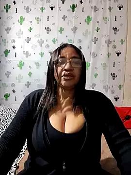 Avannay from StripChat