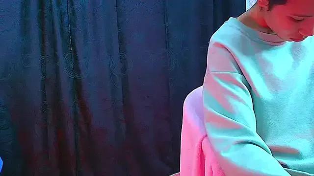 avans_15 from StripChat