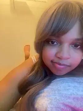 AwkwardJasminee from StripChat