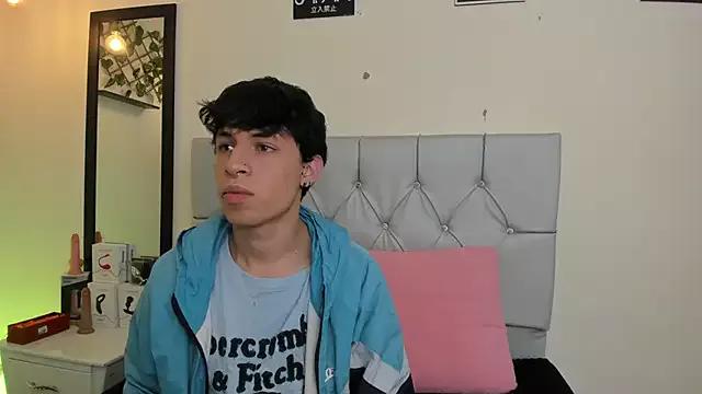 Axel__Evans from StripChat is Freechat