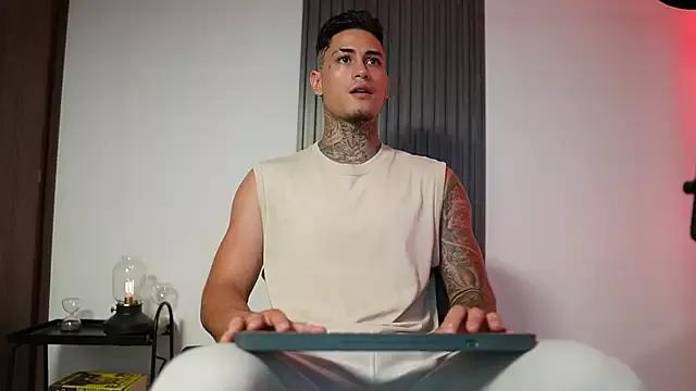 AxelVilla_ from StripChat is Freechat