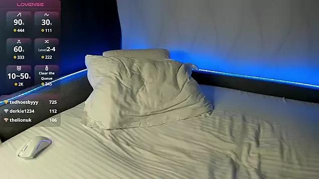 Ayla_Mark from StripChat