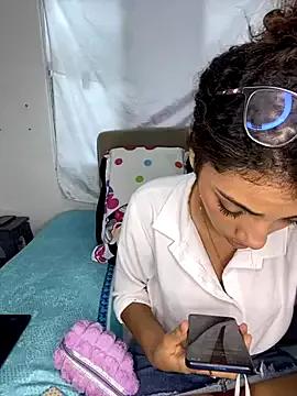 Explore our live girls sluts from our Custom and Multi clubs and checkout exclusive access to highly interactive content, such as shape, hair, titties, pussy type and many more.