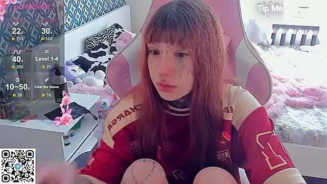 b1gBlushkk from StripChat