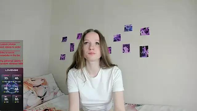 Explore our live girls sluts from our Custom and Multi clubs and checkout exclusive access to highly interactive content, such as shape, hair, titties, pussy type and many more.