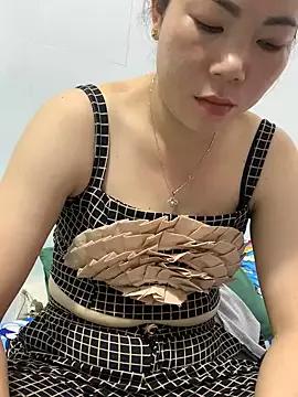 Baby-bigtits from StripChat