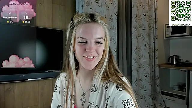 Baby_dolllly from StripChat