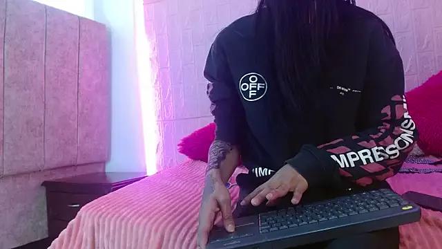 Baby_Kinky- from StripChat