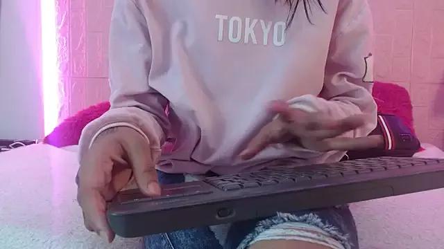 Baby_Kinky_ from StripChat is Freechat