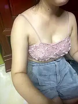 baby_thao from StripChat is Freechat