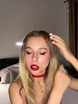 Explore our live girls sluts from our Custom and Multi clubs and checkout exclusive access to highly interactive content, such as shape, hair, titties, pussy type and many more.