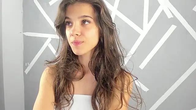 BabyAylin from StripChat