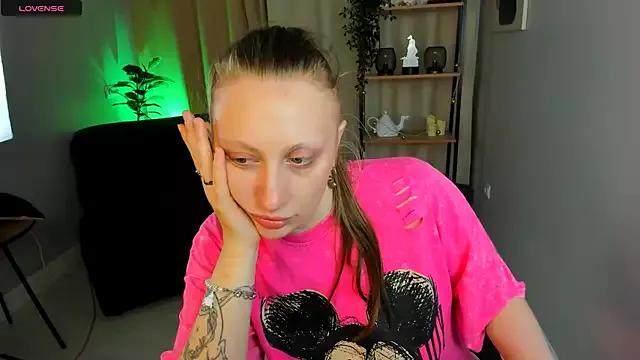Babydarkness webcams show profile image 