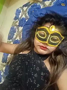 Babydoll_18 from StripChat