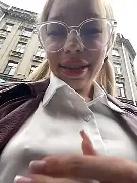 Explore our live girls sluts from our Custom and Multi clubs and checkout exclusive access to highly interactive content, such as shape, hair, titties, pussy type and many more.