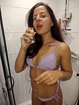 Explore our live girls sluts from our Custom and Multi clubs and checkout exclusive access to highly interactive content, such as shape, hair, titties, pussy type and many more.