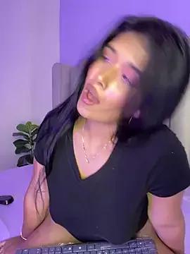 babyhoney1 from StripChat