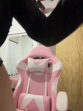 Explore our live girls sluts from our Custom and Multi clubs and checkout exclusive access to highly interactive content, such as shape, hair, titties, pussy type and many more.