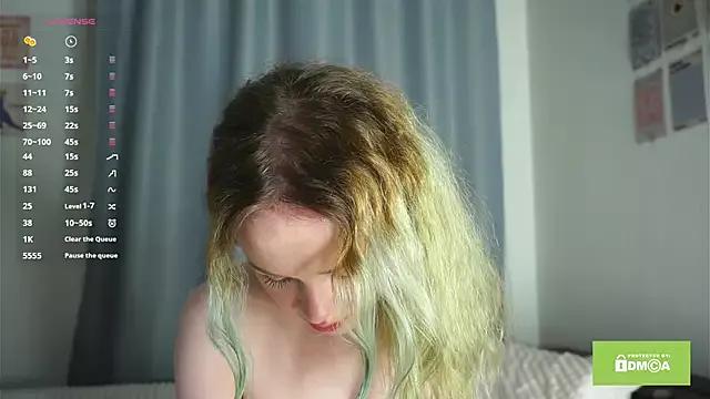 Explore our live girls sluts from our Custom and Multi clubs and checkout exclusive access to highly interactive content, such as shape, hair, titties, pussy type and many more.