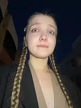 bambi_lu from StripChat